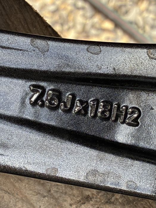 18 цола 5 х 112 мм Шкода Октавия , Фолксваген Голф , Skoda , VW