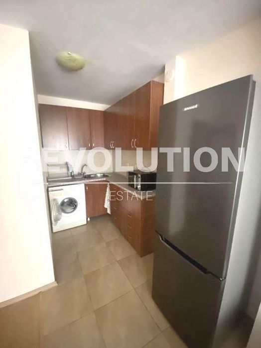 Дава се под наем Двустаен апартамент в Варна, Левски - 60 кв.м за 325 € - Снимка #2