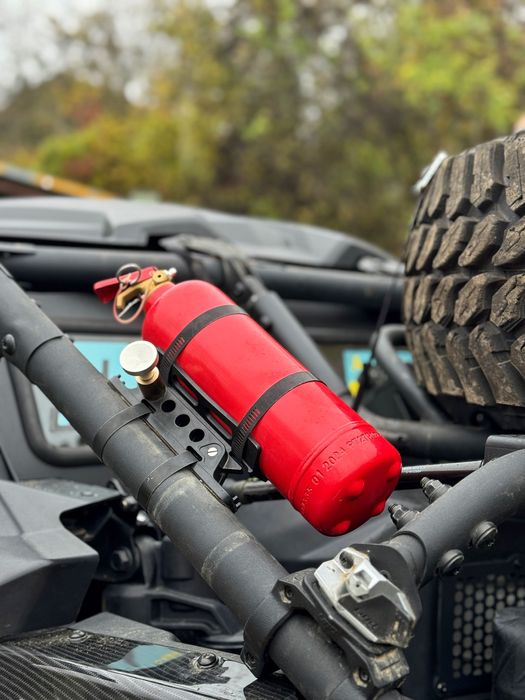 Quick release стойка за пожарогасител - Maverick x3