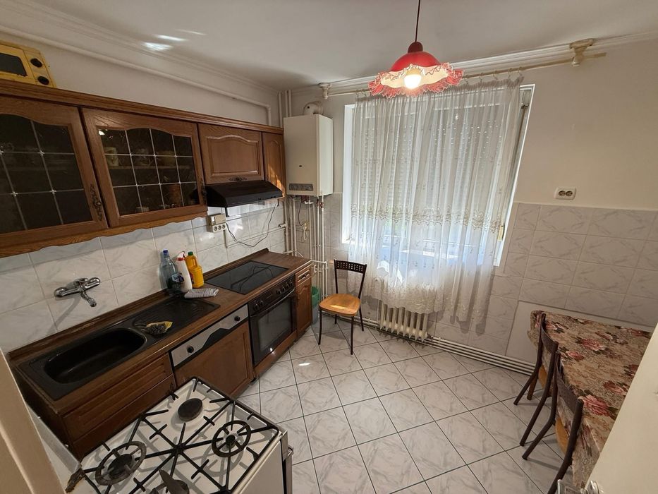 Ofer spre închiriere Apartament 2 Camere Etaj 3 langa Spitalul Nou