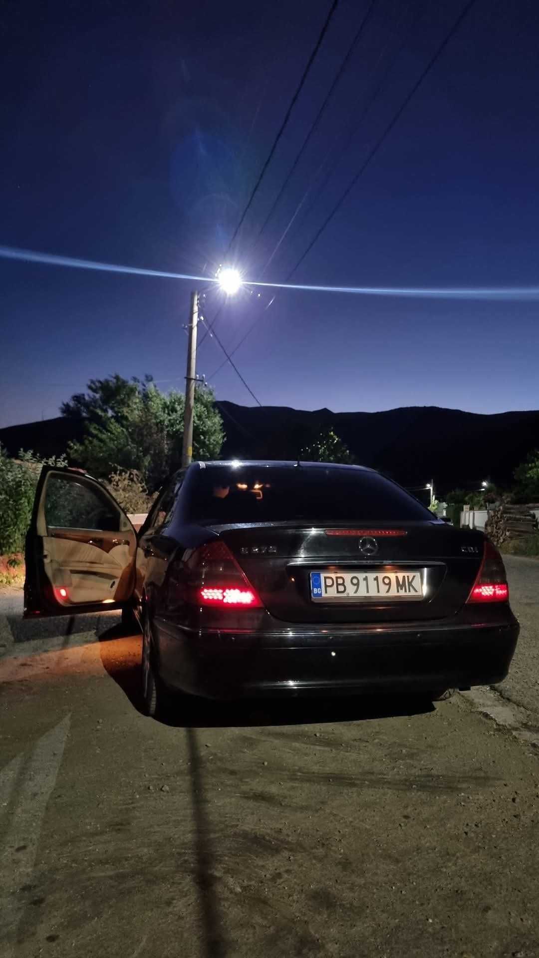 W211 Mercedes E 270