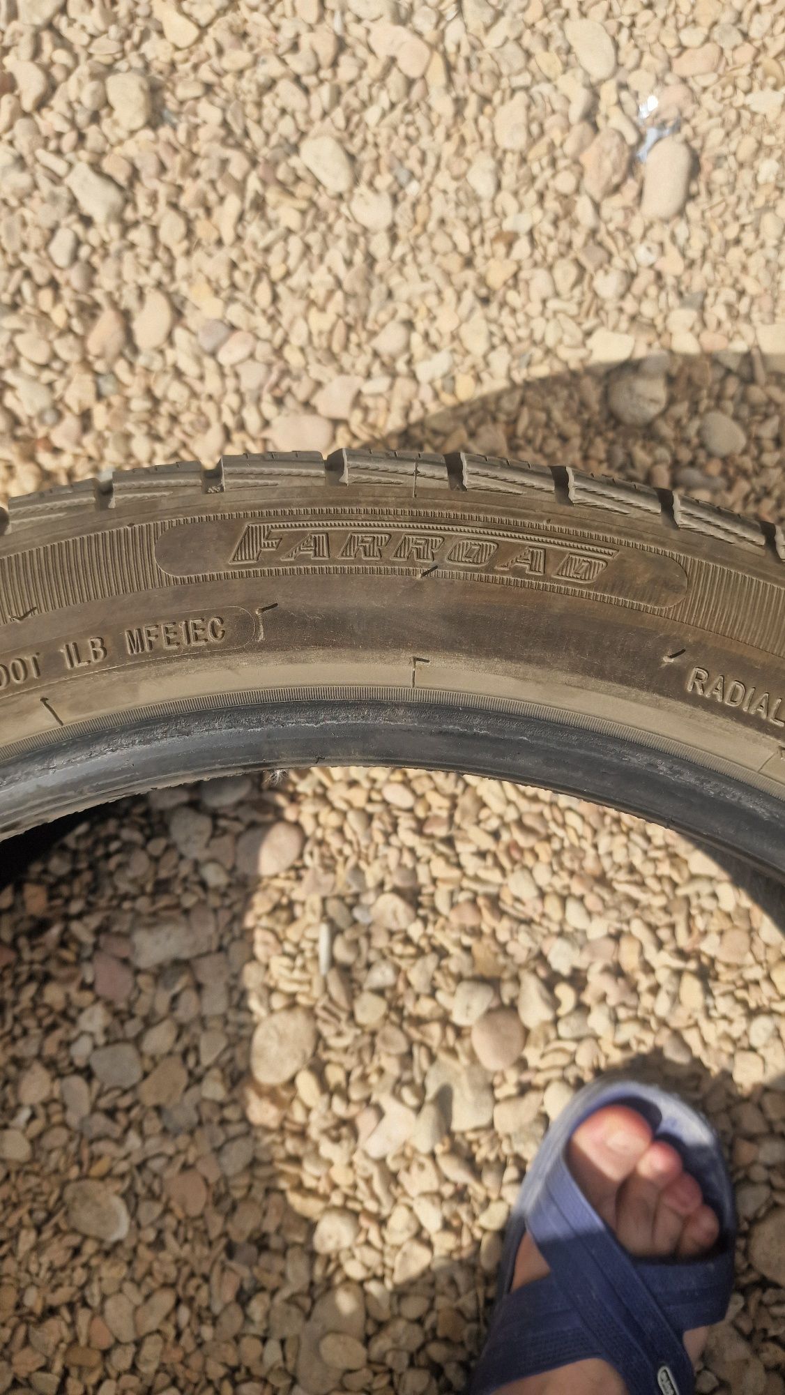 Шины Farroad 225×45 р 19 в хорошем состоянии  4 шт