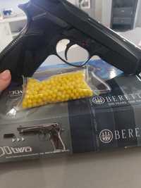Airsoft пистолет реплика на BERETTA