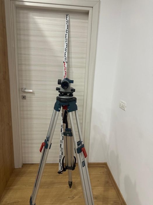 Nivela optica Bosch GOL 32 G