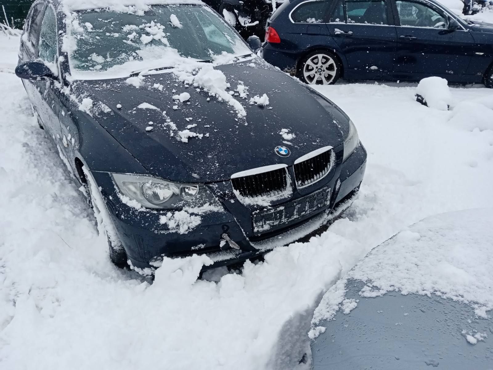 BMW E90 320 дизел 177 коня на части