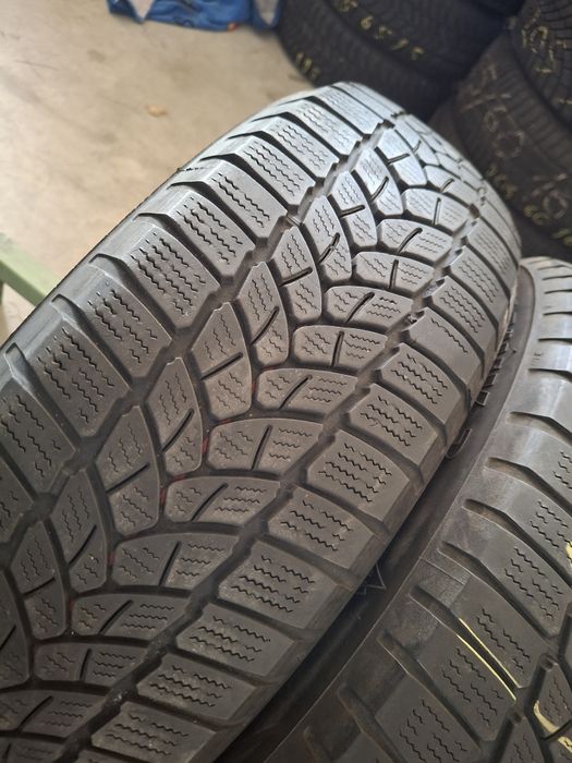 2 Anvelope de iarnă 175 70 r14 Firestone