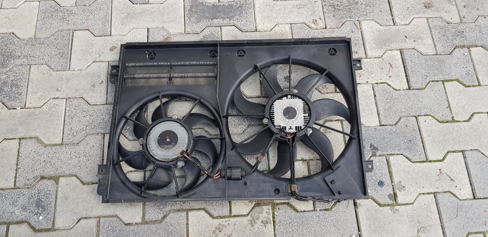 Grup electroventilatoare 1K0121207BC Vw Passat Variant 3C5 2.0 tdi,