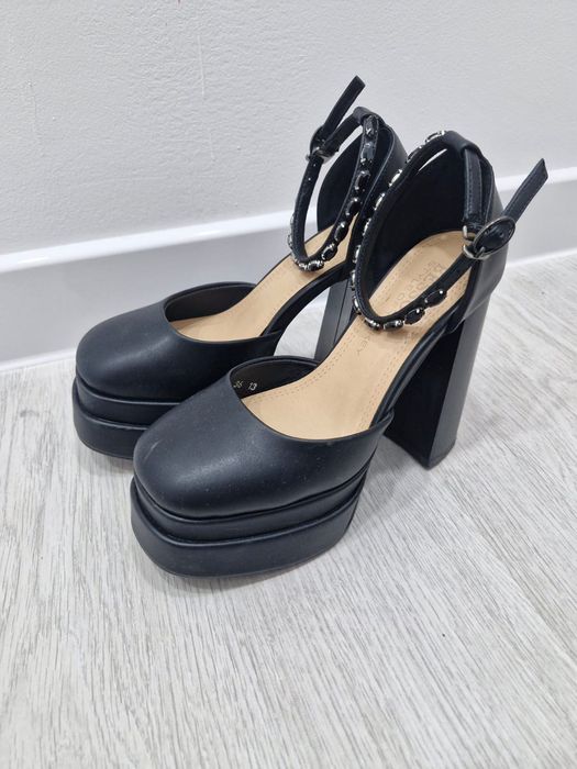 Туфли на платформе