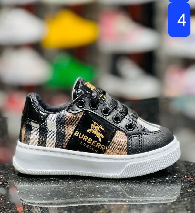 Adidași pentru copii