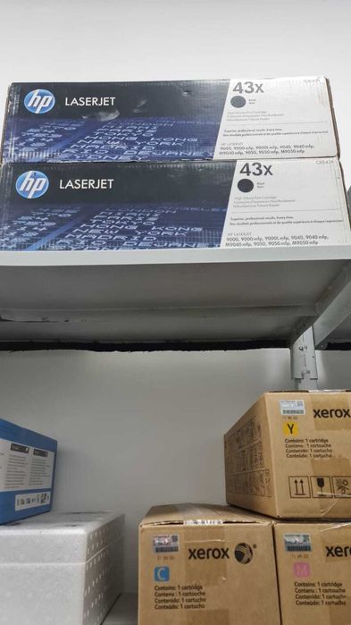 Продам тонер картридж laserjet 43x