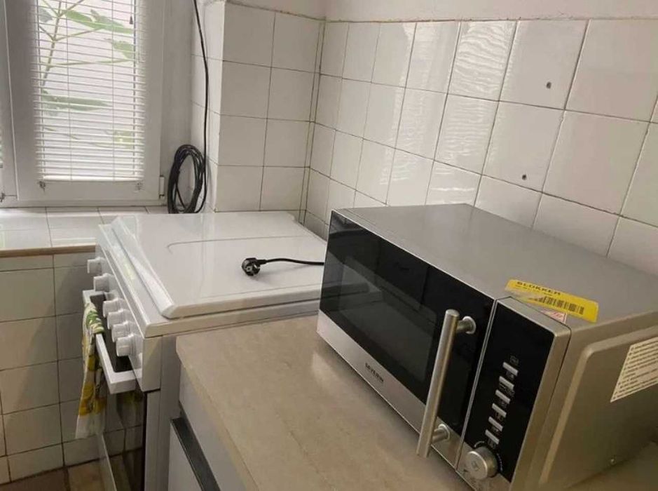 Дава се под наем Едностаен апартамент в Пловдив, Каменица 1 - 32 кв.м за 175 € - Снимка #3