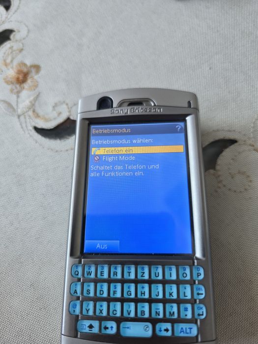 Vând telefon sony ericsson codat in rețea