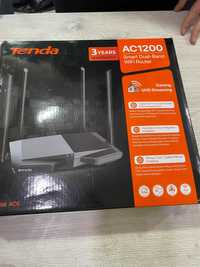 Рутер Tenda - AC6, AC1.2Gbps, черен