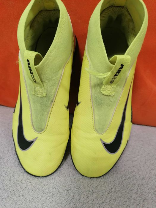 Ghete sintetic nr. 35 Nike Air Zoom