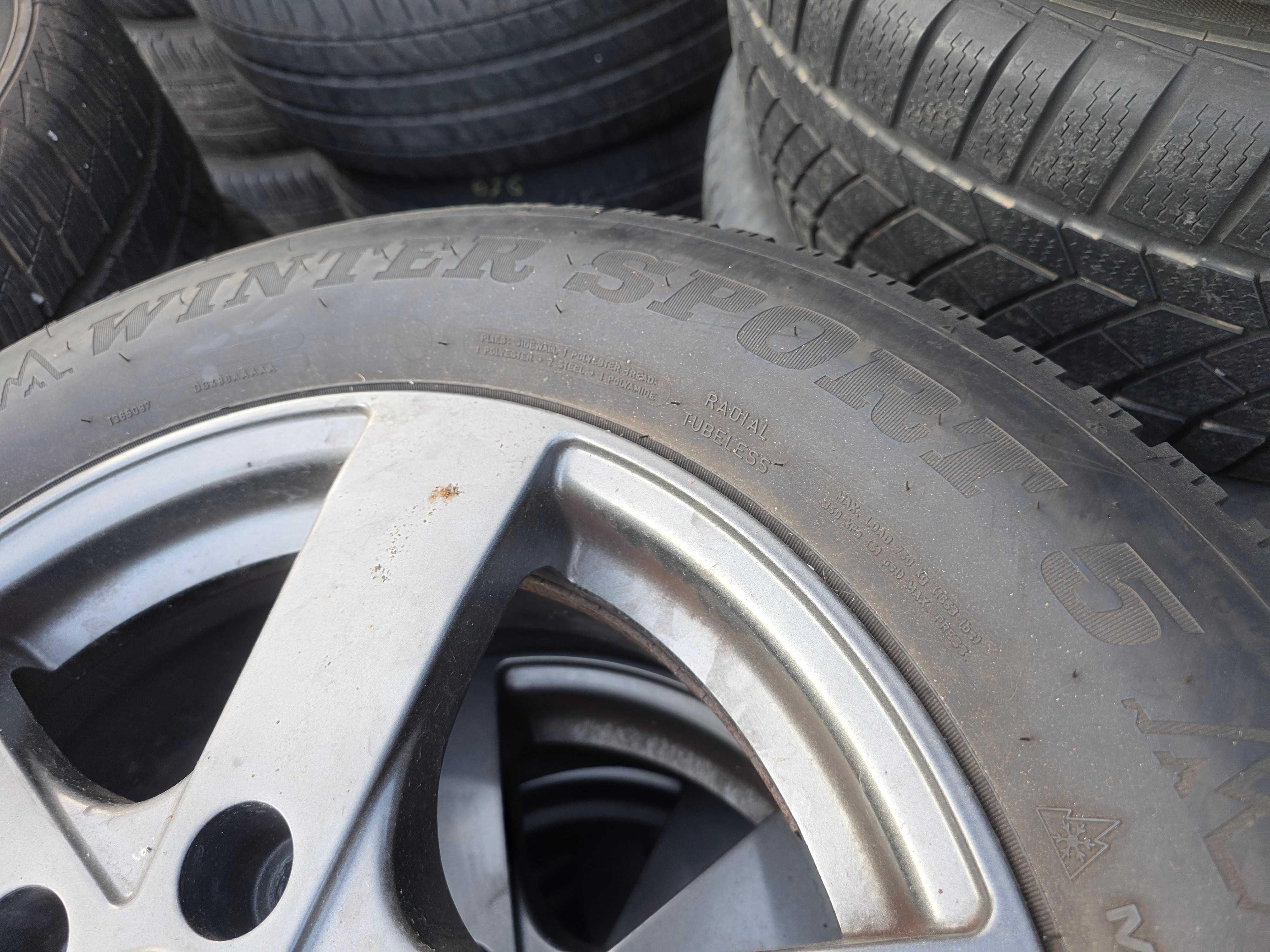 4бр Зимни гуми 215 60 16 - Dunlop