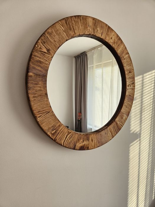 Кръгло огледало с дървена рамка тип Рустик