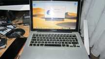 MacBook Pro 13.3 inch, Core i5 2.5 GHZ, Mid 2012