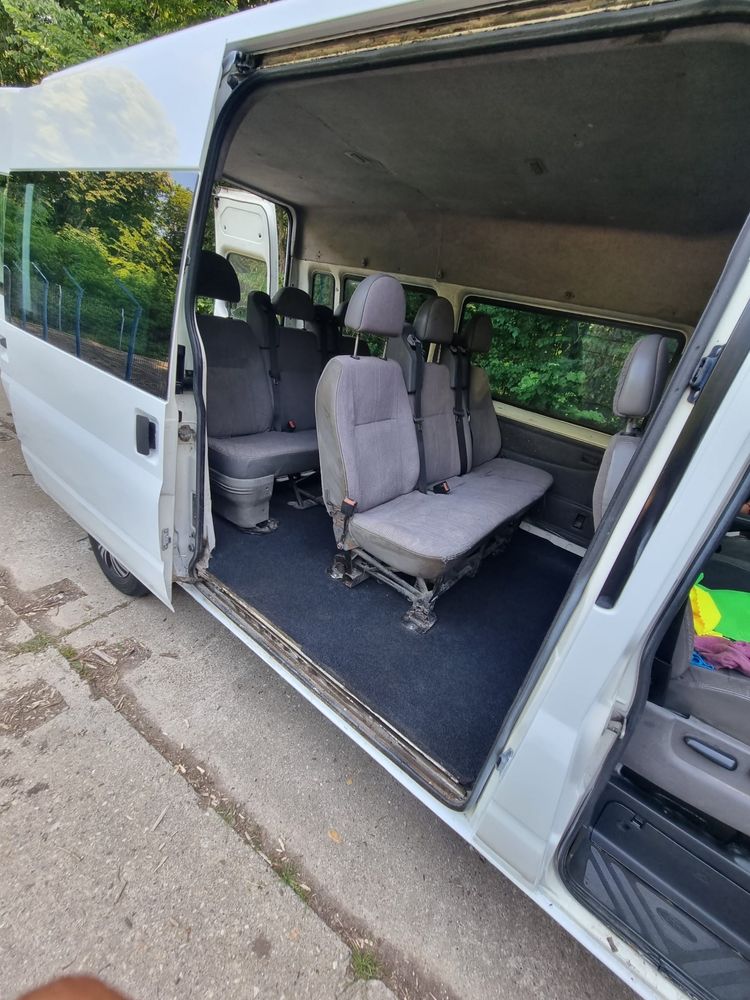 Vand ford transit 8+1