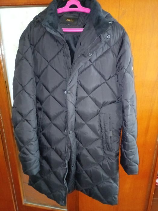 Продам мужскую зимнюю куртку почти новая