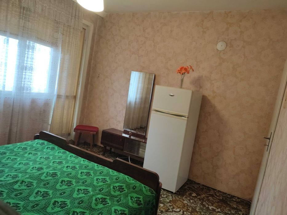 Продава се Четиристаен апартамент в Търговище, Център - 110 кв.м за 877 €/кв.м - Снимка #9