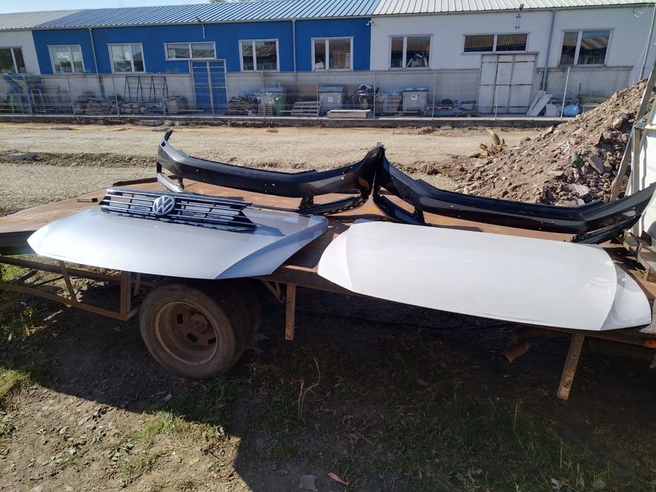 Capota motor grila bara passat b8