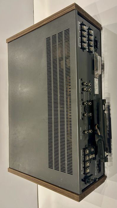 Amplificator Sony str 3800L Are un canal defect