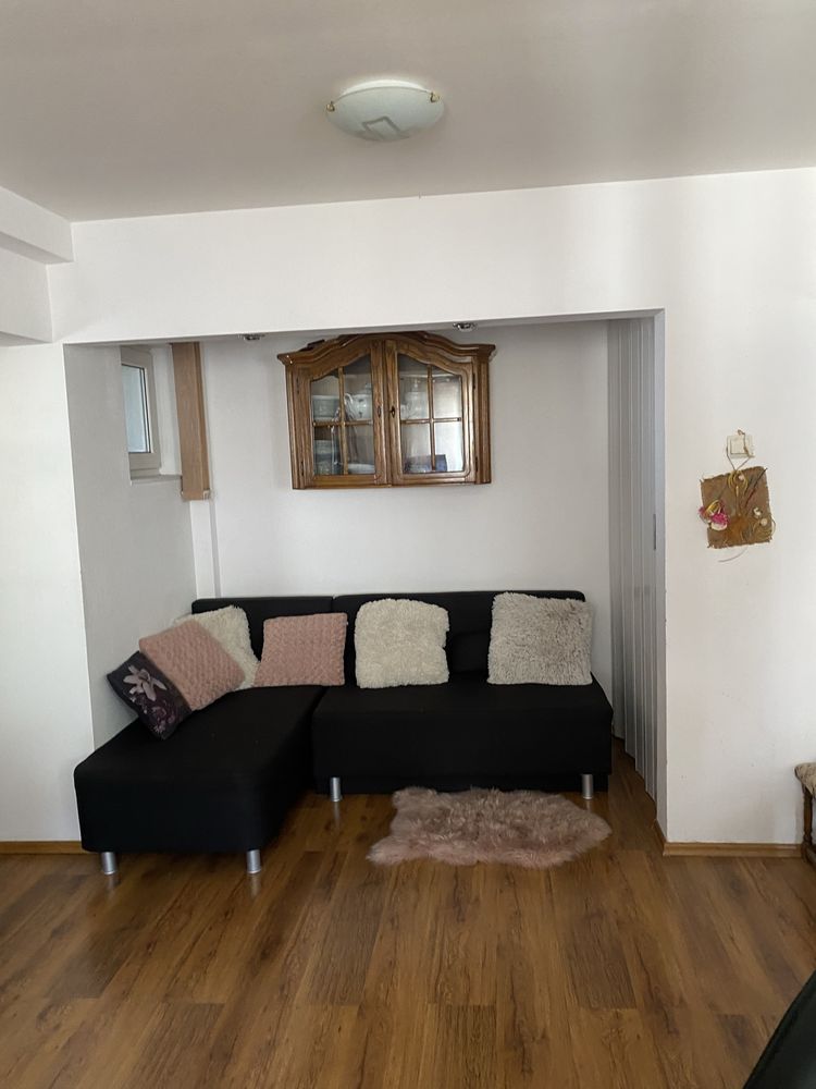 Apartament 3 camere (particular , Racadau )