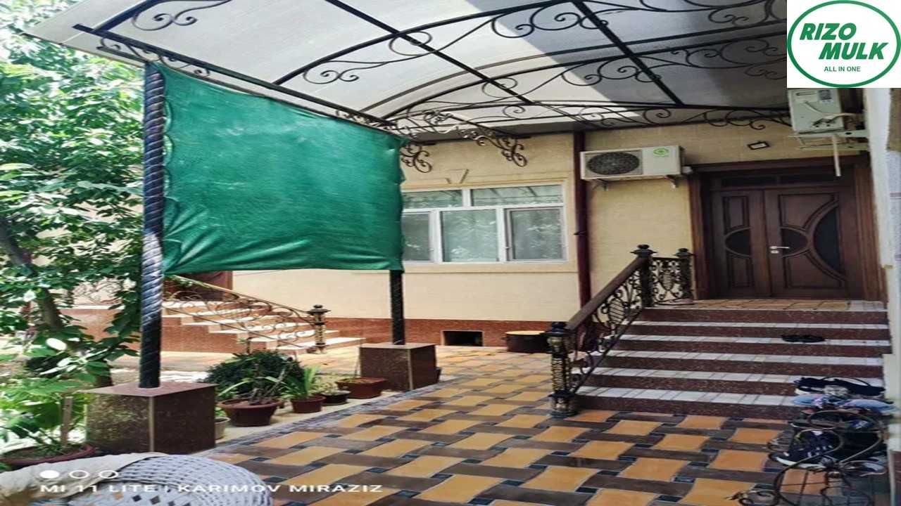 Назарбек Харакатда файзли ховли сотилади. NR494/162