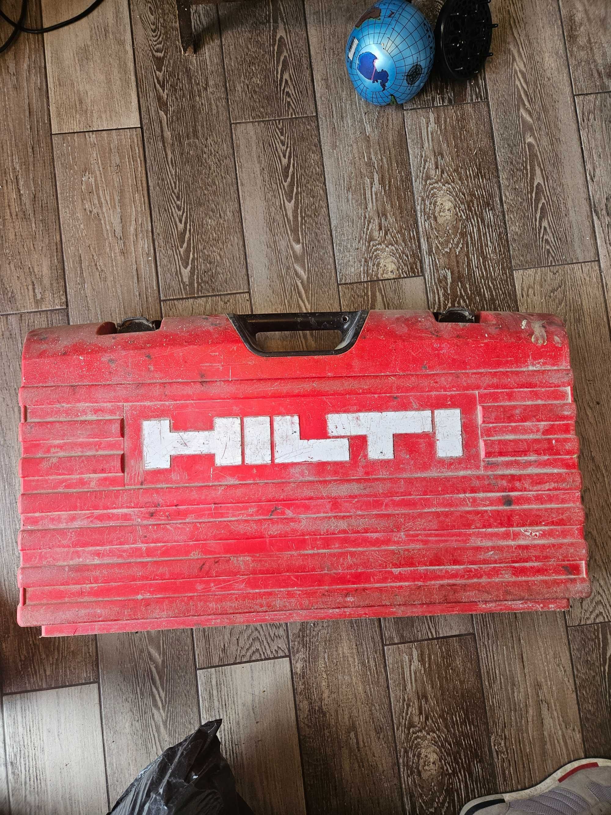 Къртач HILTI TE 905 AVR