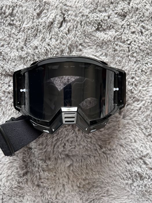 Vand casca motocross Raven + ochelari