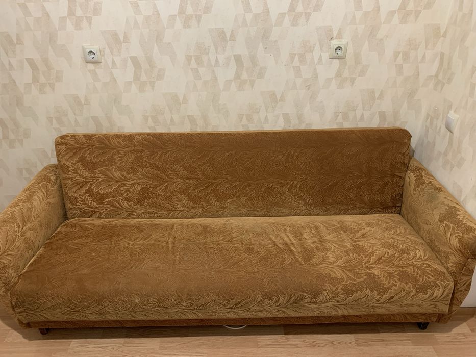 Диван хороший, Улы дала 86/1