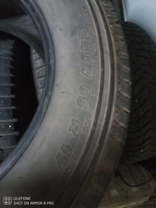 245 65 17  Michelin