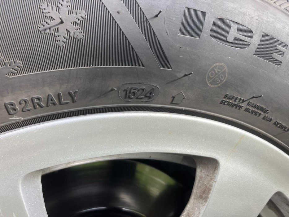 Зимни гуми 16  225/55/16 Sailun