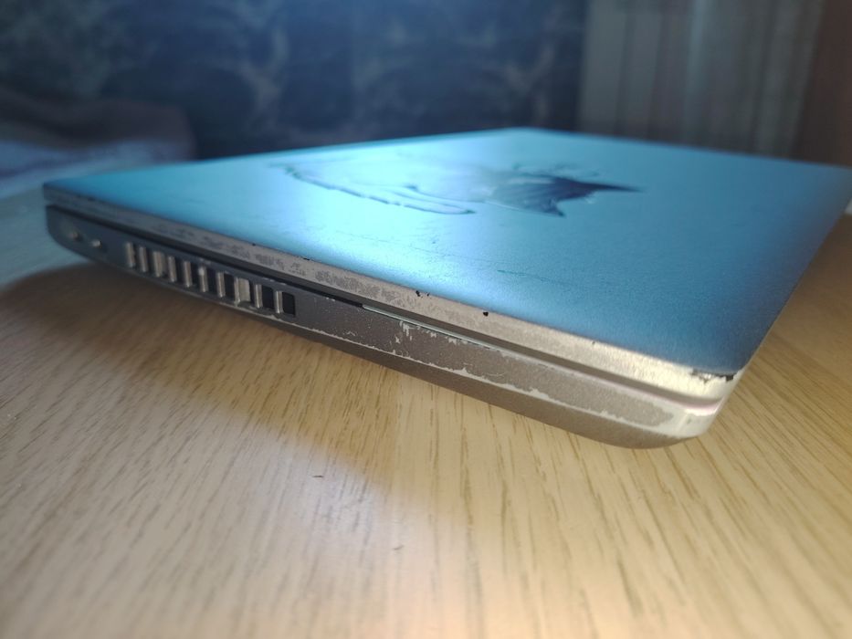Лаптоп Dell Latitude 5521, i7 (8 ядра/16 нишки), 32GB RAM, 1 TB NVMe
