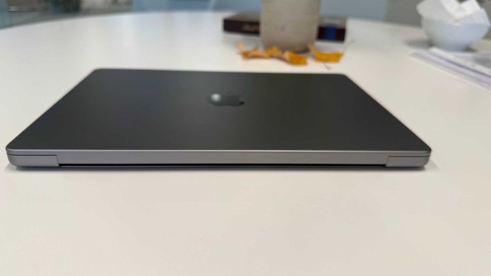 MacBook Pro 14" M1 Pro (2021), 16GB RAM, 512 GB