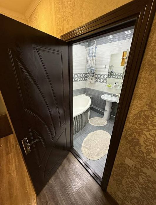 Квартира продаётся Чиланзар 5 квартал 3/4/4 улучшенная планировка 78м2