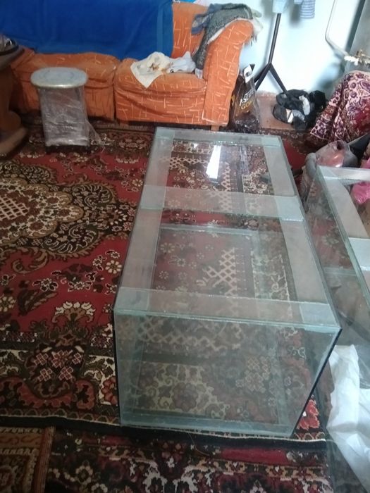 Аквариум 250 л продается.