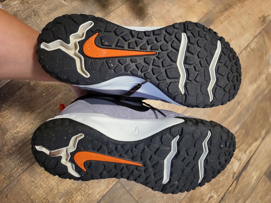 Маратонки номер 39