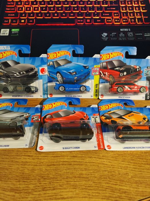 Колички Hot wheels