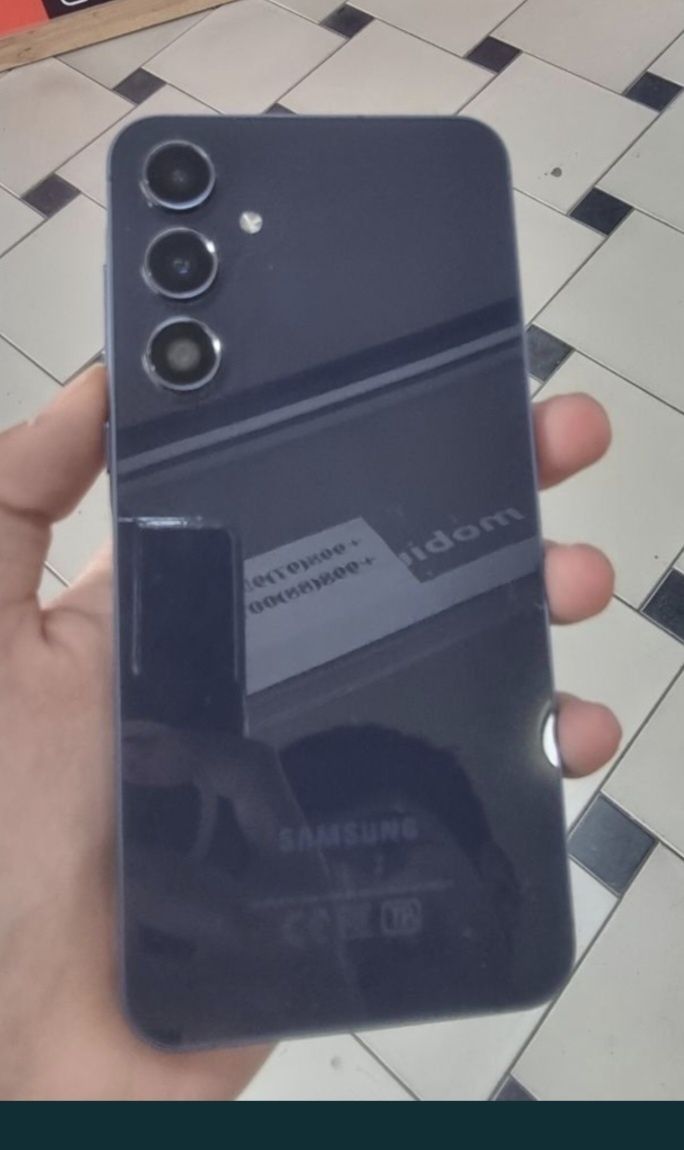 Samsung A55 5g 128/8
