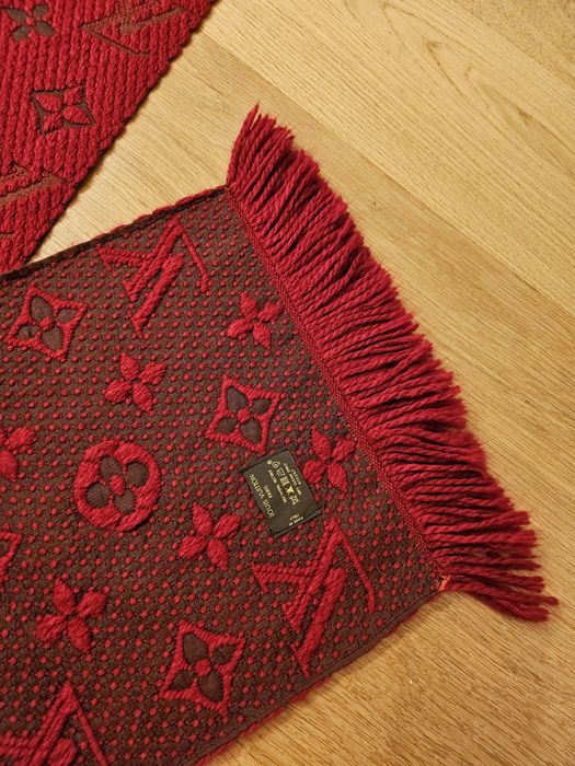 Louis Vuitton Logomania Wool шал с вълна