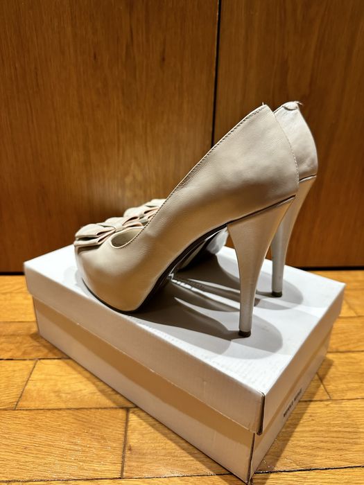 Pantofi cu toc si platforma 38 piele