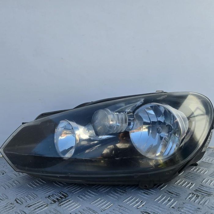 Far stanga bec halogen Volkswagen Jetta 6