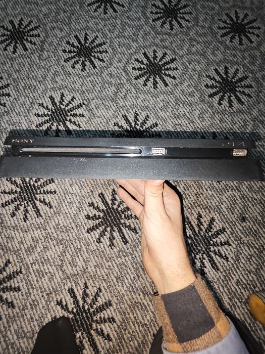 PlayStation 4 Slim 1TB