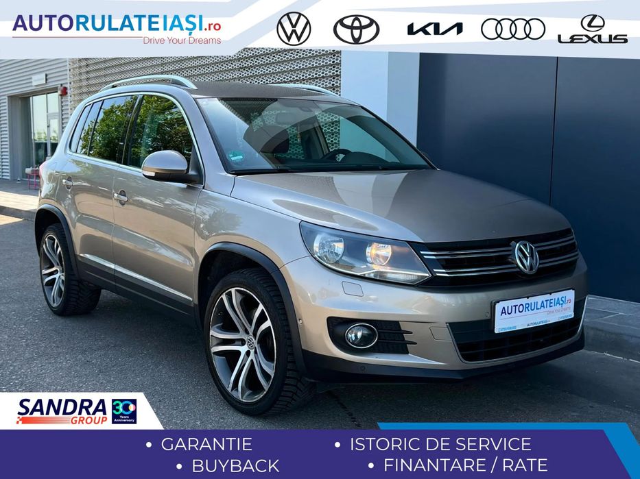 Volkswagen Tiguan 4x4 / Piele / DCC / Scaun electric sofer / Scaune incalzite / Senzori