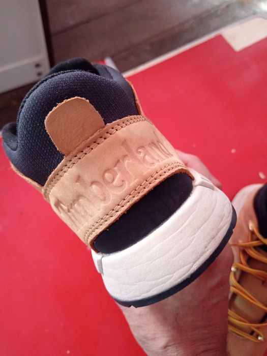 Vând ghete timberland Nr 39
