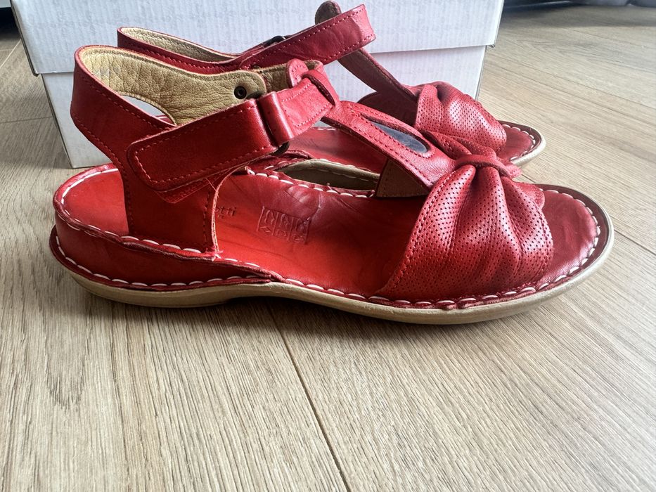 Sandale piele naturala nr 38