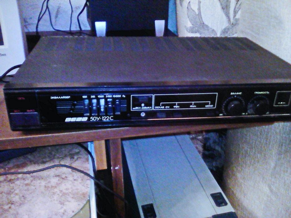 Продам комплект продам комплект Вега акустика и усилитель