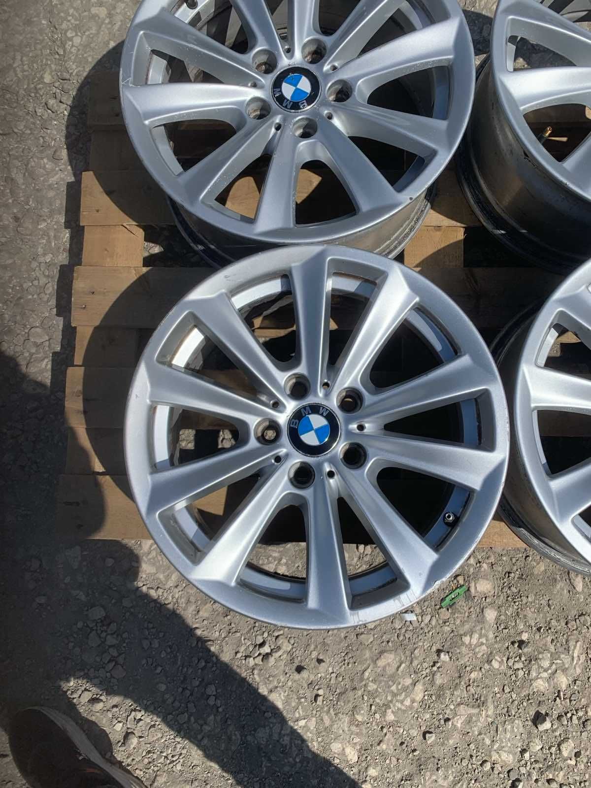 Джанти BMW 5 F10 F11 8.J x 17" 5x120 ET 30 BMW6780720 ном 54