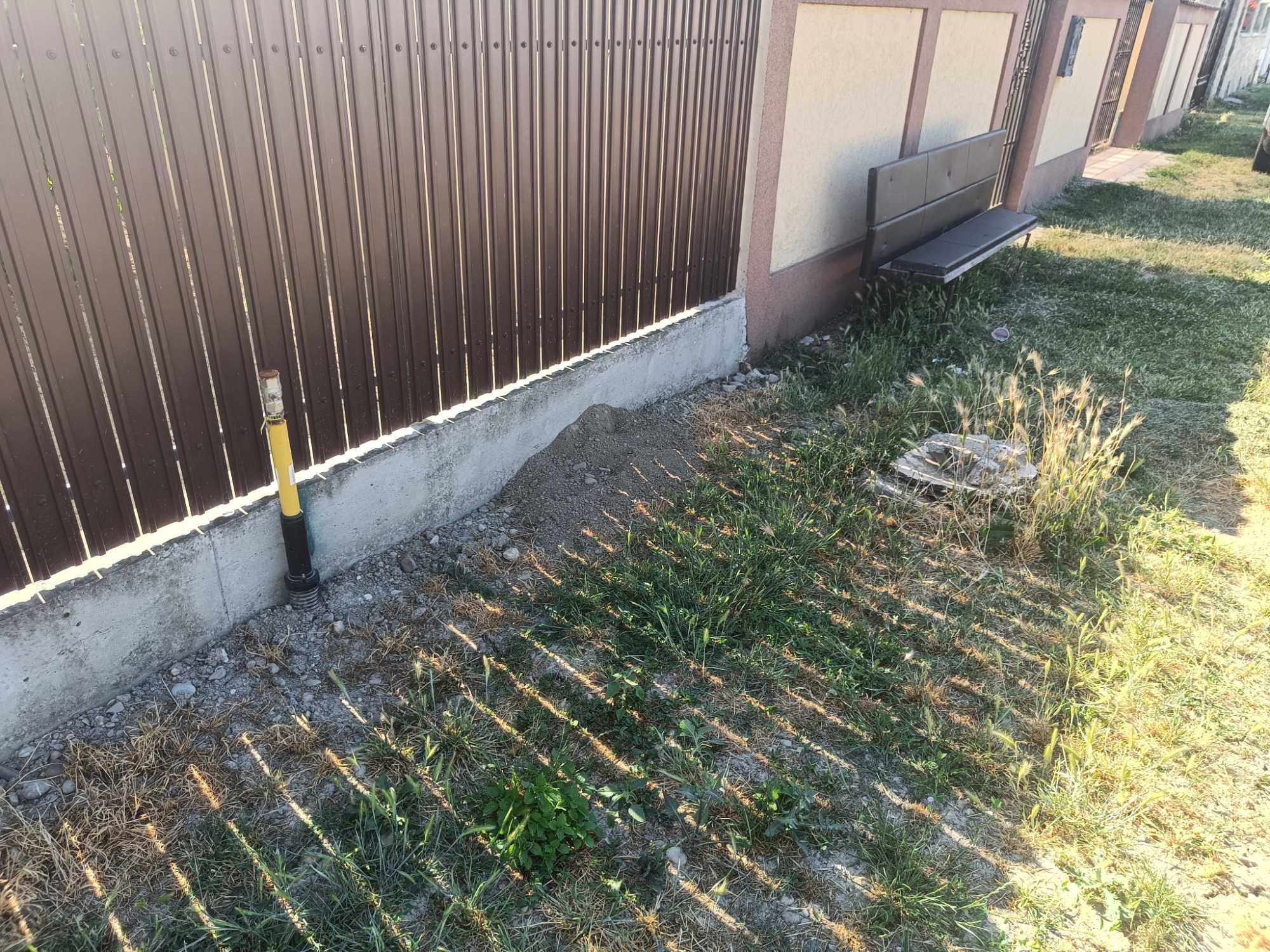 Casă cu livadă de vânzare